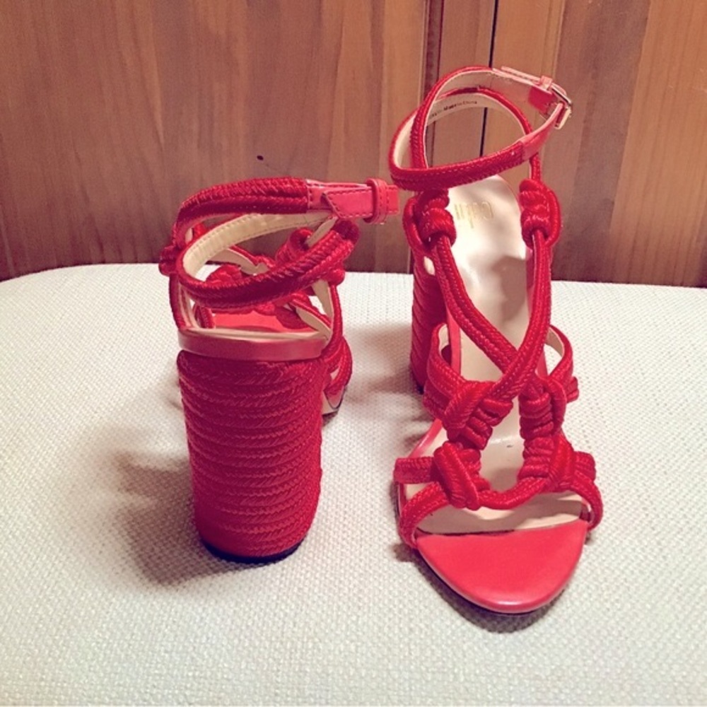 CAbi Tiptoe Sandal